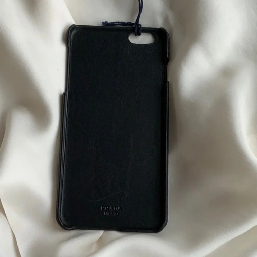 PRADA phone case - Picture 3 of 10